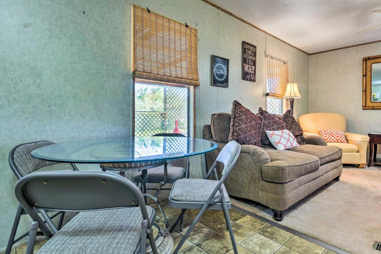 Cozy Gulf Breeze Home, 3 Mi To East Bay! Наваре Екстериор снимка